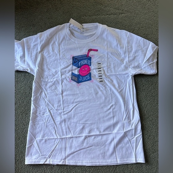Kindness juice graphic novelty tee - Picture 1 of 3